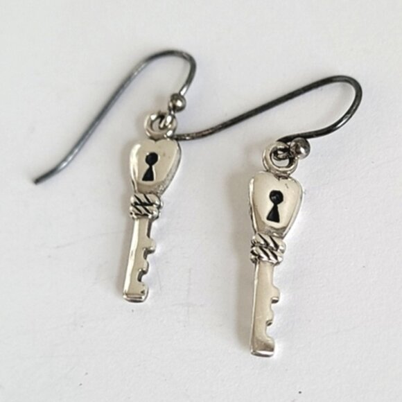 Vintage Barse Thai Sterling Silver Heart Key Drop Dangle Earrings - Picture 1 of 6